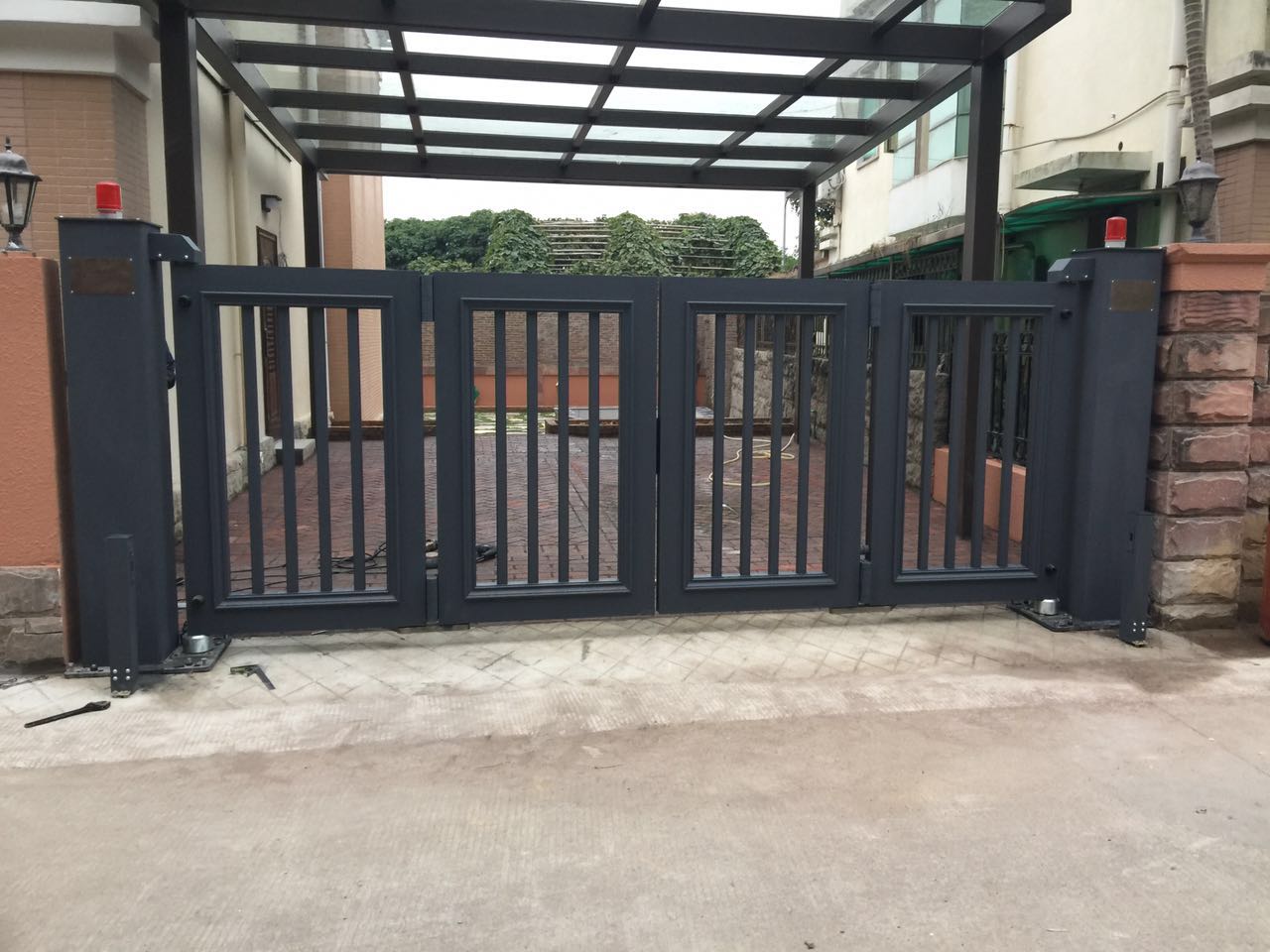 根河市根河市德阳市悬浮折叠门
